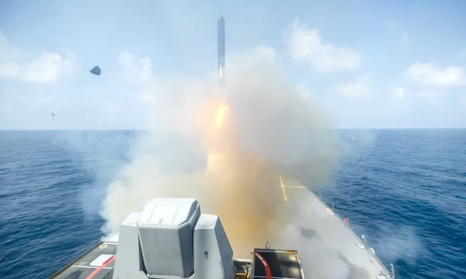 Hormuz shipping risks rise as US-Iran strikes resume